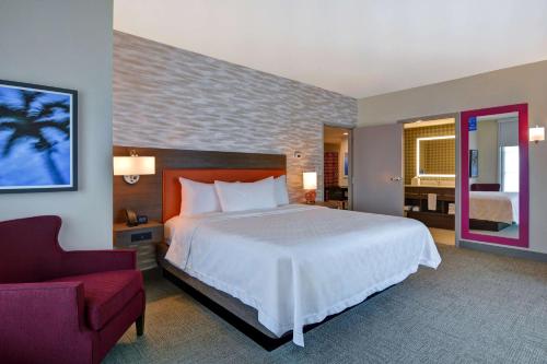 Home2 Suites By Hilton Orlando Flamingo Crossings, FL Image