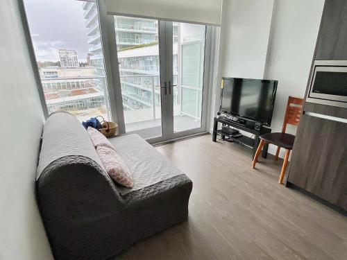 Richmond Apartment – Photos 2