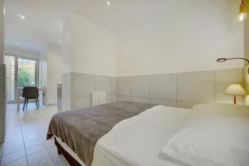Joli Studio TERRASSE, Venizelos-CANNES CENTRE A0B169