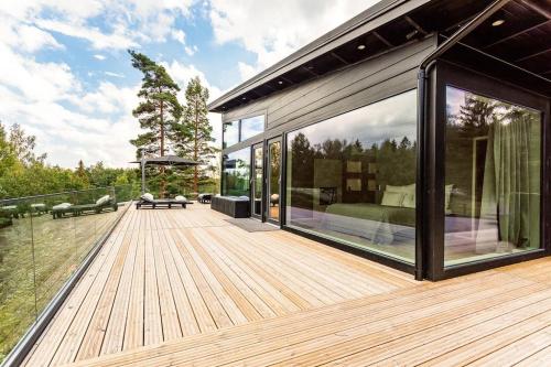 Балкон или терраса в Villa Padel - Premium Lakeside Residence & Grounds