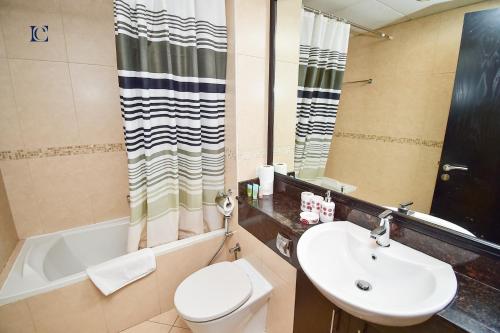 Koupelna v ubytování Modern Studio Apt - Metro, Beach & Mall mins away - CHR