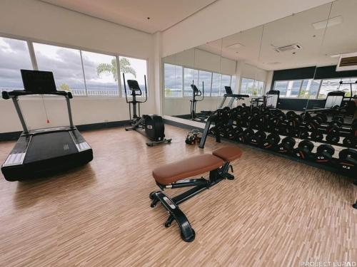 Fitness centrum a/nebo fitness zařízení v ubytování Primavera City, Citta Verde - A Lovely Place #437B official page 1 bedroom