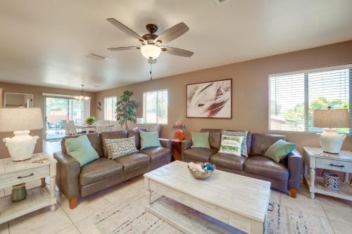 Red Rock Retreat with Patio 3Mi to Downtown Sedona!