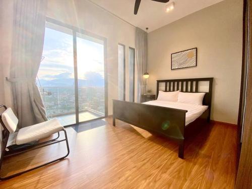 Postel nebo postele na pokoji v ubytování Beacon Executive Suites #Minimalist #SkyPool #Georgetown #6pax #2BR 2bath #3 Queen #Quality well maintained #Private host