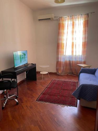 Nice flat in Furio Camillo