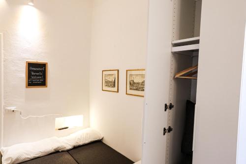 Raffaello studio flat
