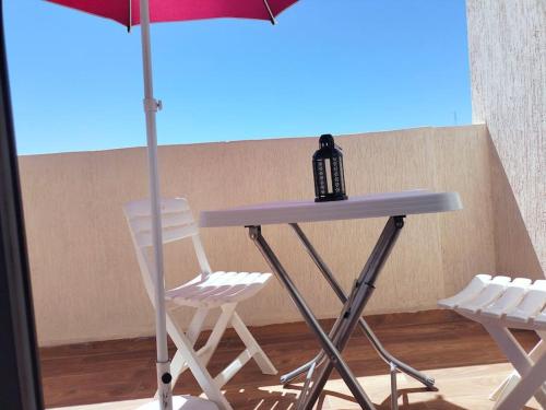 Μπαλκόνι ή βεράντα στο Studio cosy avec terrasse a Kénitra