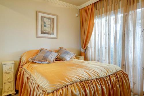 Frontline Beach Apartment - Sinfonia del Mar
