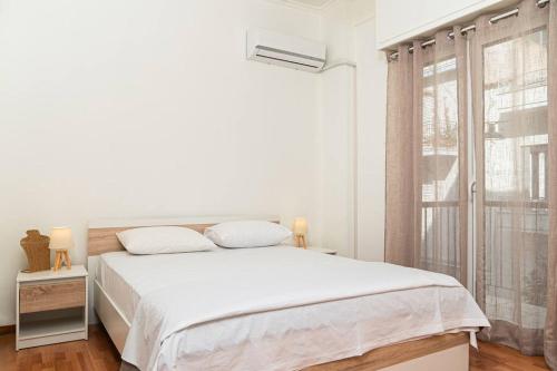 Athens Acropolis Nest