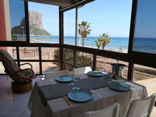 Panoramic Sea Views