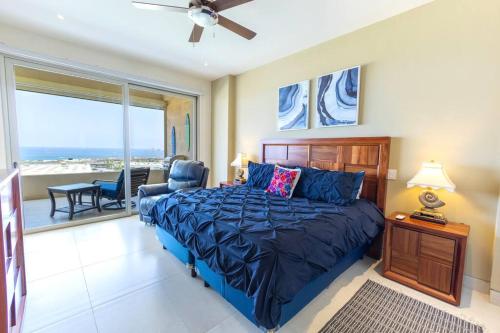 Postel nebo postele na pokoji v ubytování Hermosa vista al Arco de Cabo