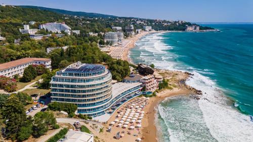 an aerial view of a beach with a large building at SPA Hotel Sirius Beach - FREE SPA access in St. St. Constantine and Helena