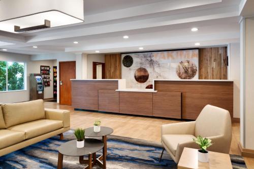 Posezení v ubytování Fairfield Inn & Suites by Marriott Yakima