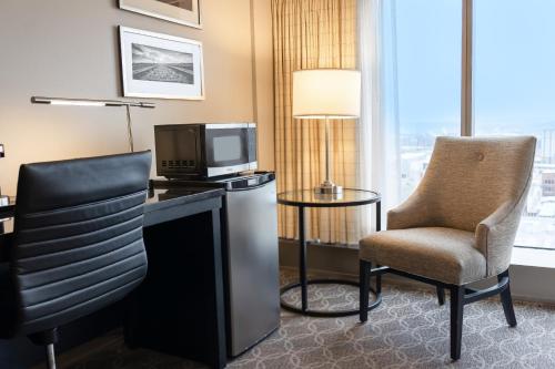 TV/Unterhaltungsangebot in der Unterkunft DoubleTree by Hilton Hotel Cedar Rapids Convention Complex