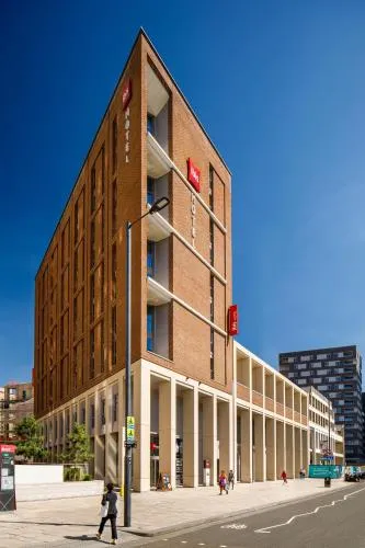 ibis London Canning Town photo 13