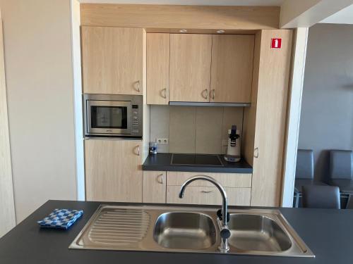  El Mirador Quality Stay - Apartments -  Room  picture :   Tea/Coffee maker    Shower    TV                           