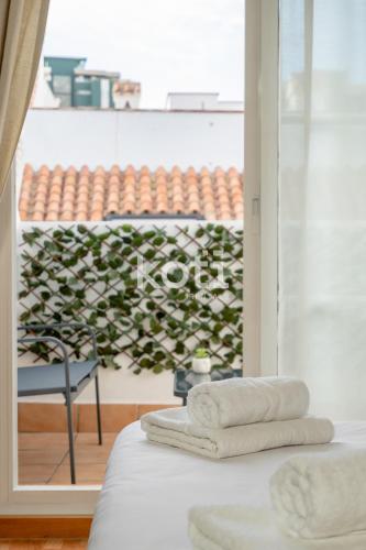 Koti Rentals - Sandy Beach Apartment