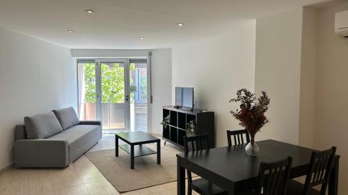 M1 Céntrico y con balcón