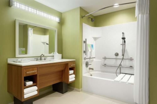 Koupelna v ubytování Home2 Suites By Hilton Richland