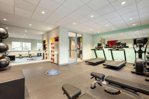 Pusat kecergasan dan/atau kemudahan kecergasan di Tru By Hilton Wichita Northeast