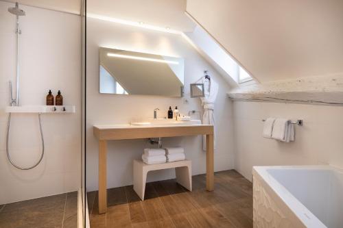 Koupelna v ubytování Hotel Chavanel