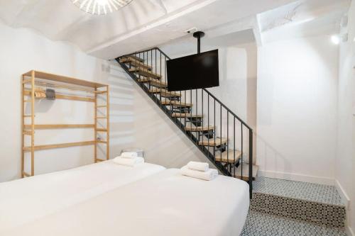 Nice flat in Lavapiés at street level S23A