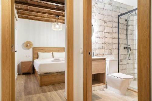 Nice flat in Lavapiés at street level S23B