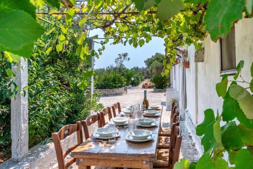 Restoran atau tempat lain untuk makan di Carbone Country House Oria - Happy Rentals