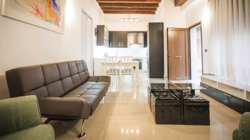 Apartamento Alfileritos 14 by Toledo AP