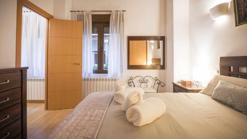 Apartamento Alfileritos 14 by Toledo AP