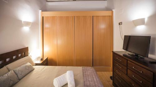 Apartamento Alfileritos 14 by Toledo AP
