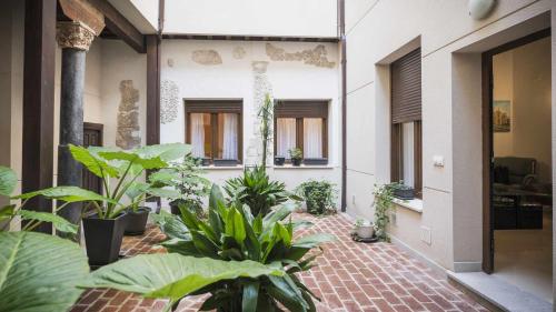 Apartamento Alfileritos 14 by Toledo AP