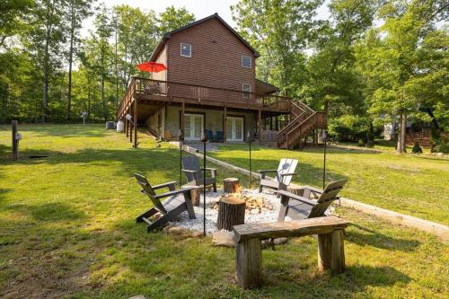 Zahrada ubytování Hot Tub - Fire Pit - Pool Table - Pet Friendly - Good Times