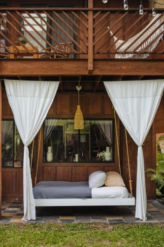 Κήπος έξω από το The Bamboo House