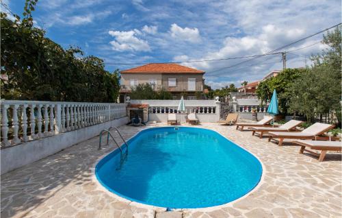 Nice Apartment In Zadar With Swimming Pool