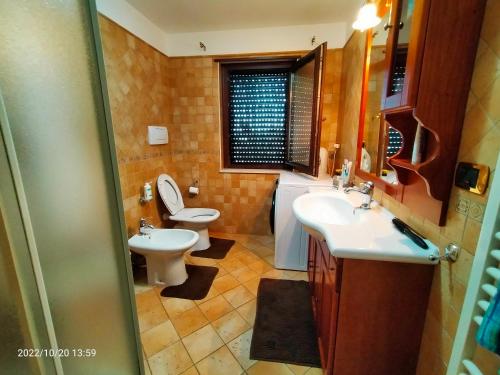 Kúpeľňa v ubytovaní La mansarda di Carmen
