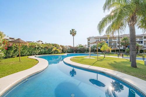 Flat -Puerto Banus Locrimar 3-Pool-Parking