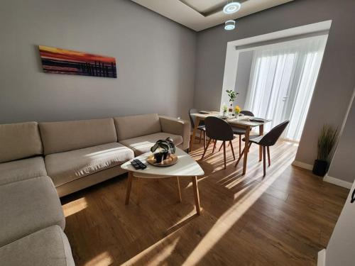 Cozy Midtown Apartment in Tirana