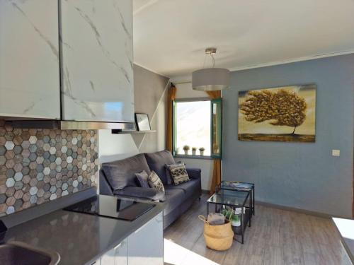 Gallery image of RockBeach bungalow in Costa Teguise