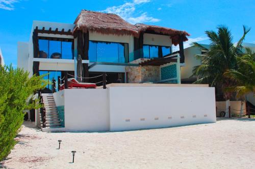 Therasia Luxury beachfront retreat