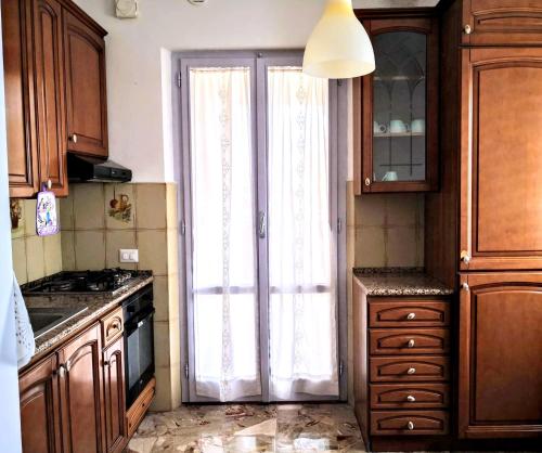 Dapur atau dapur kecil di Appartamento vacanze Profumo di lavanda Assisi