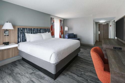 Hampton Inn & Suites Tampa Ybor City Downtown Image
