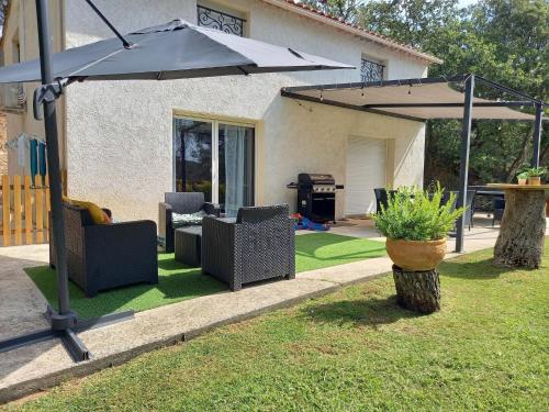 Property in Roquebrune sur Argens – Photos 5