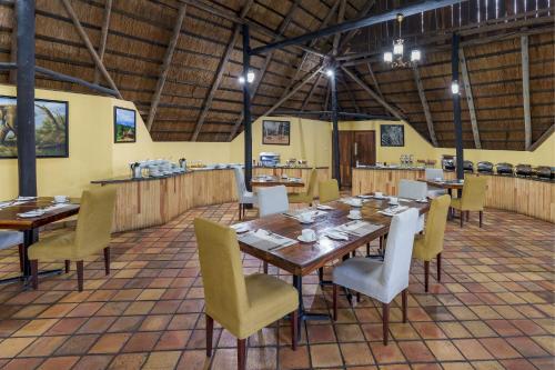 Εστιατόριο ή άλλο μέρος για φαγητό στο Protea Hotel by Marriott Lusaka Safari Lodge