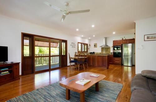 Gallery image of Tropical Styling in Cooktown