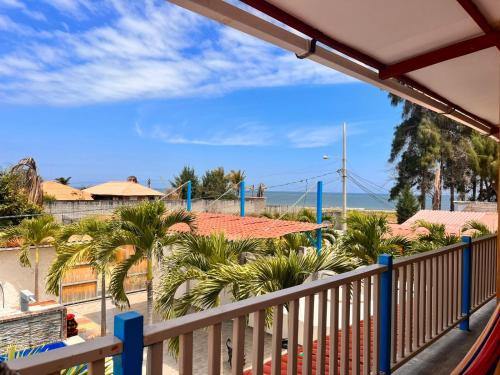 Gallery image of Casa Halley #4 con vista al mar y piscina , 2 pisos - Villamil Playas , Data de Villamil in Playas