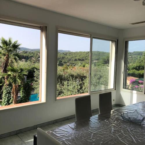 Magnifique haut de villa au calme absolu a 10 minutes des plages