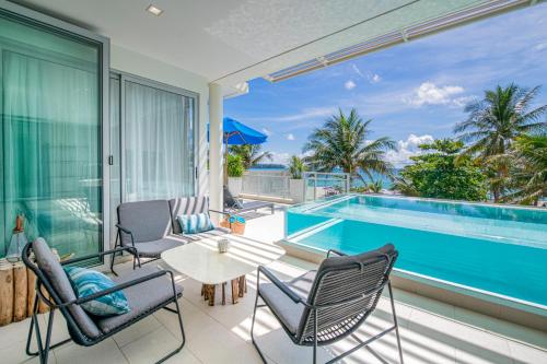 Kolam renang di atau dekat dengan Beachfront Residences - Stunning Sea and Lake View