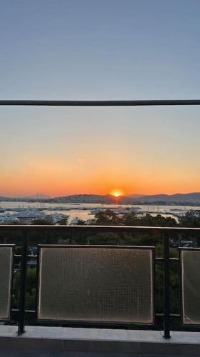 Floisvos Penthouse Oasis
