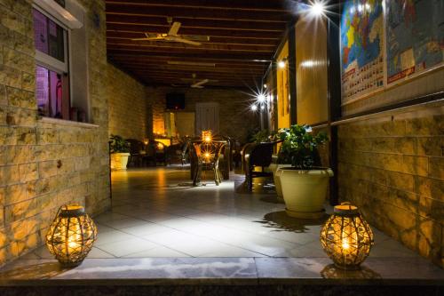 Gallery image of Toroneon Studios in Kallithea Halkidikis